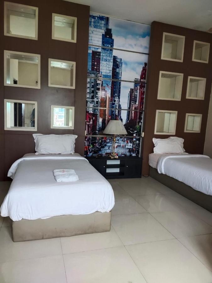 Mojokerto Classic Homestay Екстериор снимка